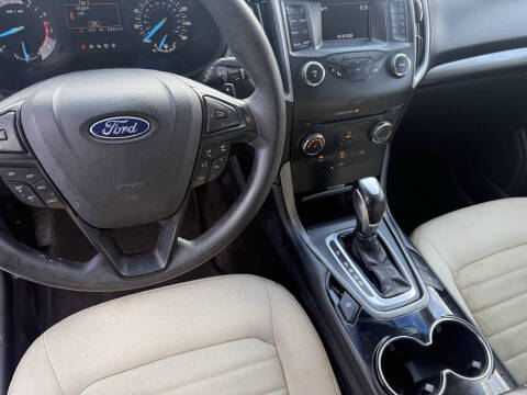 2016 Ford Edge SE
