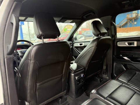 2022 Ford Explorer ST-Line