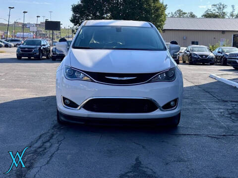 2018 Chrysler Pacifica Touring Plus