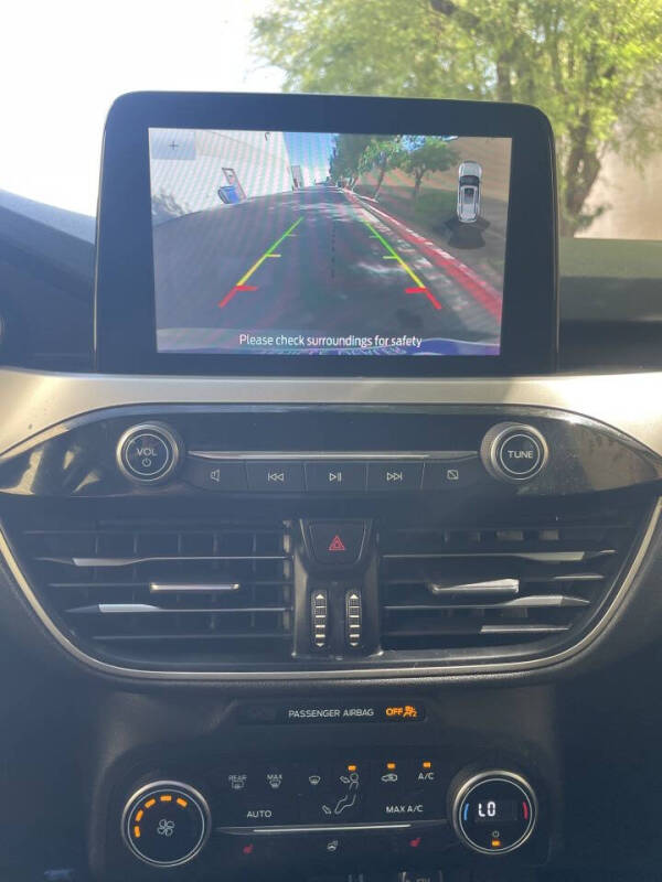 2020 Ford Escape SEL