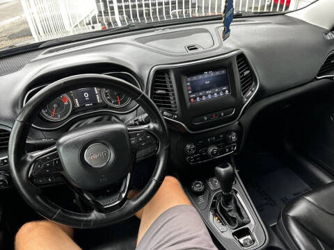 2021 Jeep Cherokee Altitude