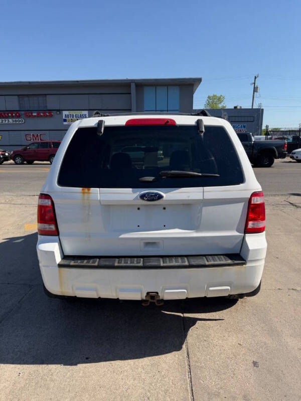 2011 Ford Escape XLT