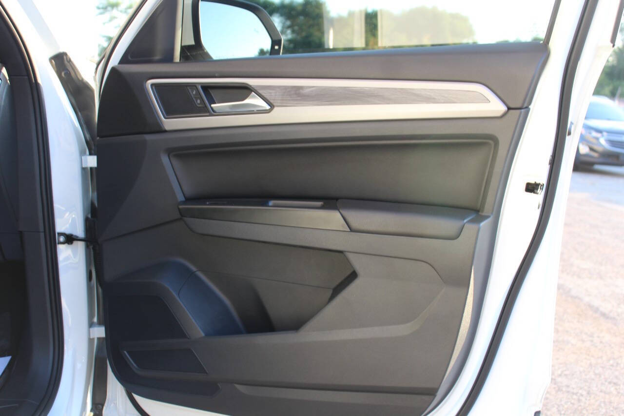 VolkswagenAtlas Cross Sport18