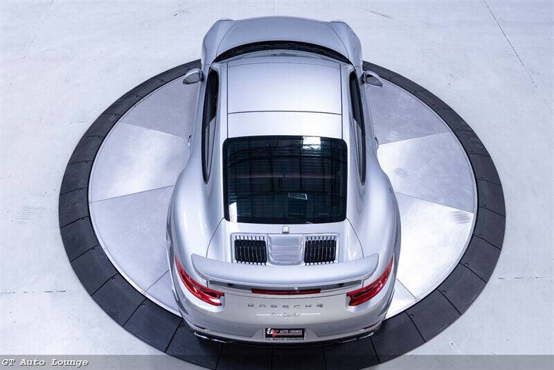 2017 Porsche 911 65