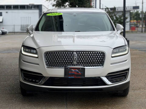 2019 Lincoln Nautilus Select