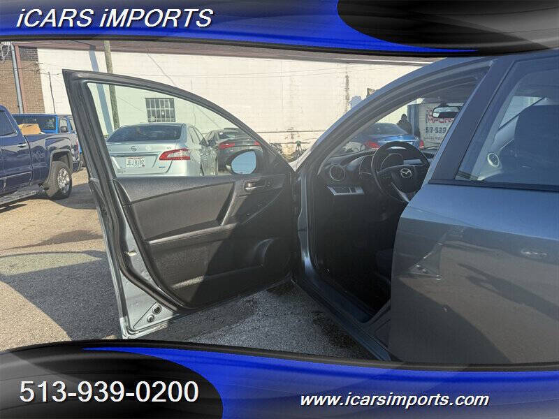 2012 Mazda MAZDA3 i Touring