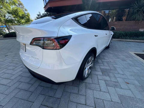 2024 Tesla Model Y Long Range