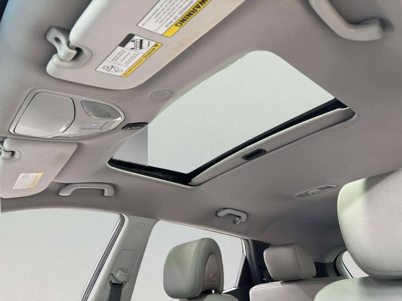 HyundaiSanta Fe Sport16