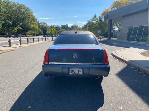 2011 Cadillac DTS Pro Coachbuilder Limo