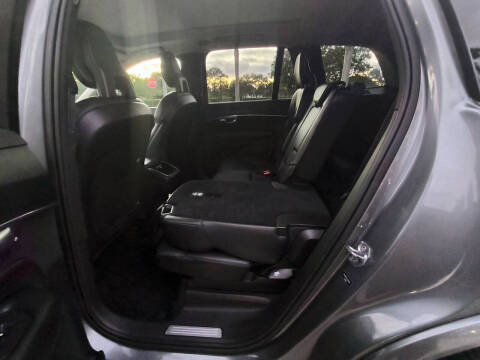 2020 Volvo XC90 T5 Momentum