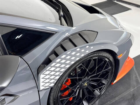 2021 Lamborghini Huracan STO