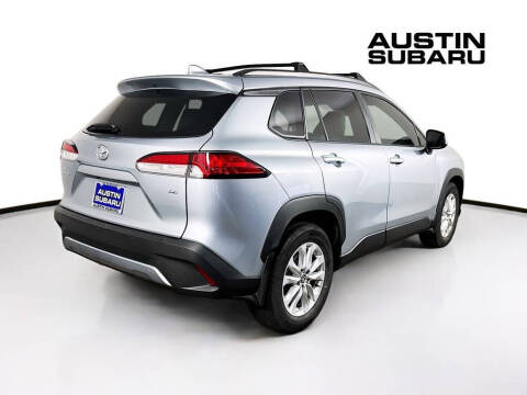 2024 Toyota Corolla Cross LE