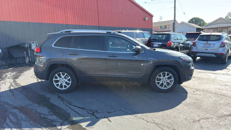 2016 Jeep Cherokee