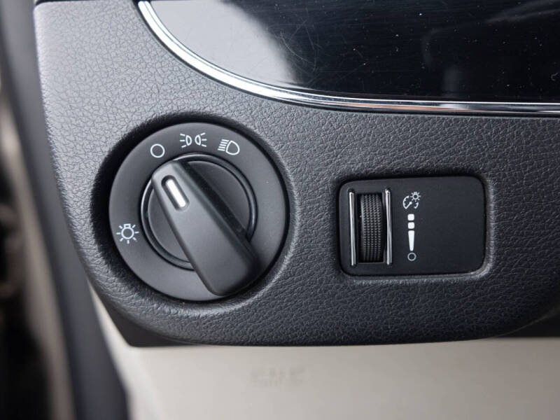 2014 Dodge Grand Caravan SE 30th Anniversary