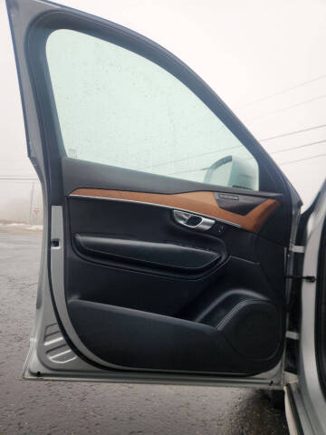 2019 Volvo XC90 T6 Inscription