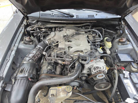 2004 Ford Mustang