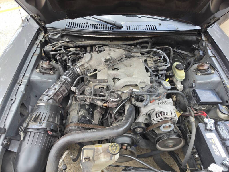 2004 Ford Mustang