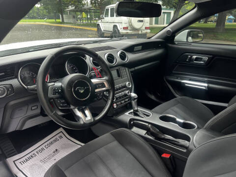 2019 Ford Mustang EcoBoost