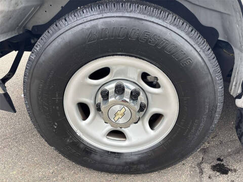 2022 Chevrolet Express LT 3500