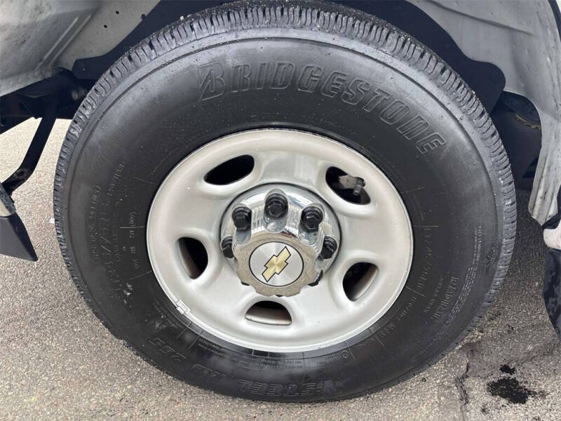 2022 Chevrolet Express LT 3500