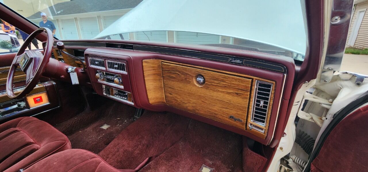 1984 Cadillac Fleetwood Brougham 158