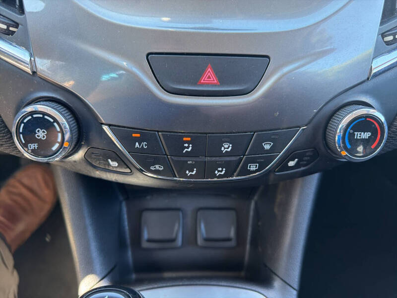 2017 Chevrolet Cruze LT Auto