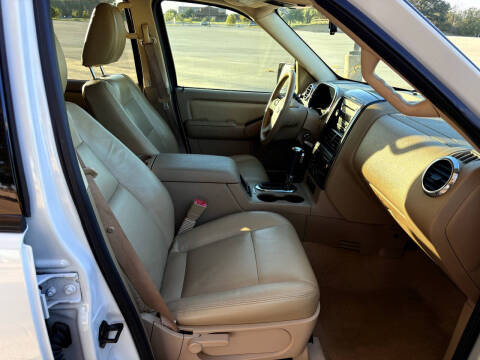 2010 Ford Explorer XLT