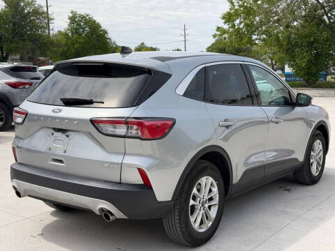 2021 Ford Escape SE