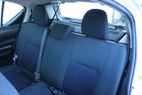 2017 Toyota Prius c One