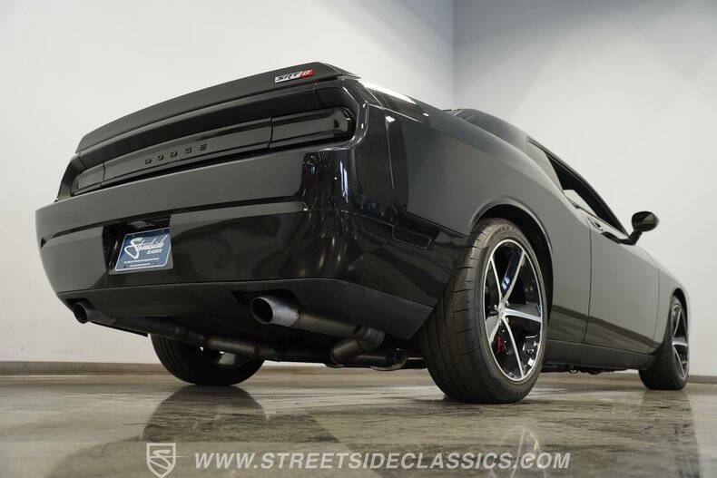 2010 Dodge Challenger SRT8