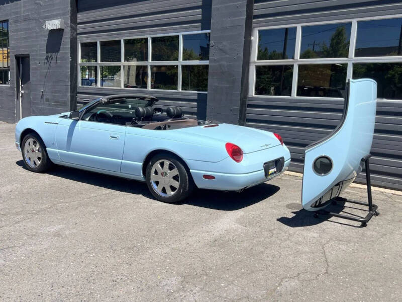 2003 Ford Thunderbird