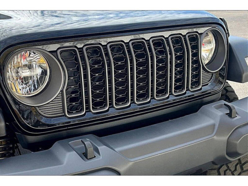 2024 Jeep Gladiator Sport