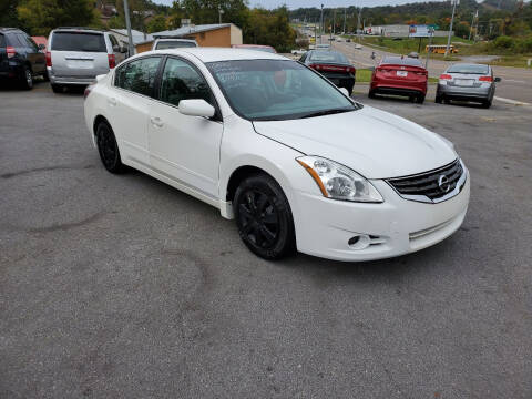 2010 Nissan Altima for sale at DISCOUNT AUTO SALES in Johnson City TN