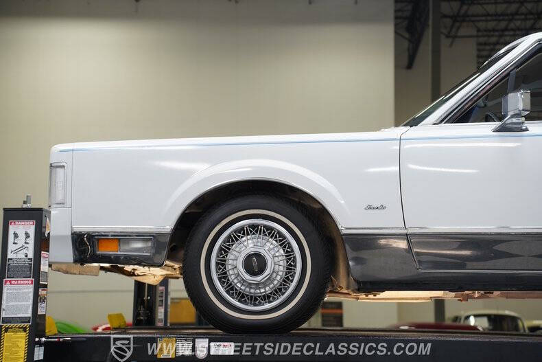 1985 Lincoln Town Car