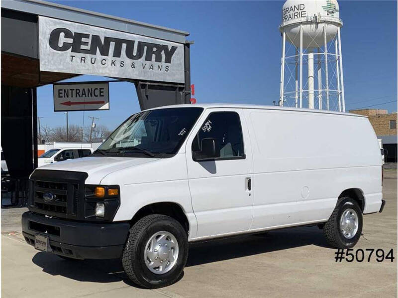 2012 Ford E-Series for sale at CENTURY TRUCKS & VANS in Grand Prairie TX