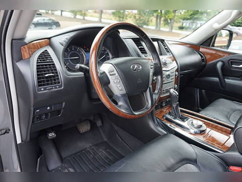 2019 Infiniti QX80 Luxe