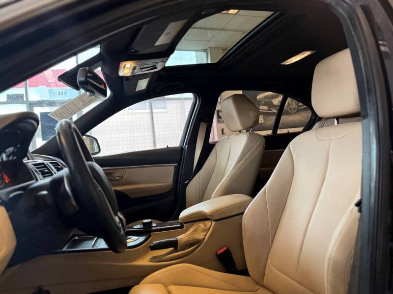 2017 BMW 3 Series 330i