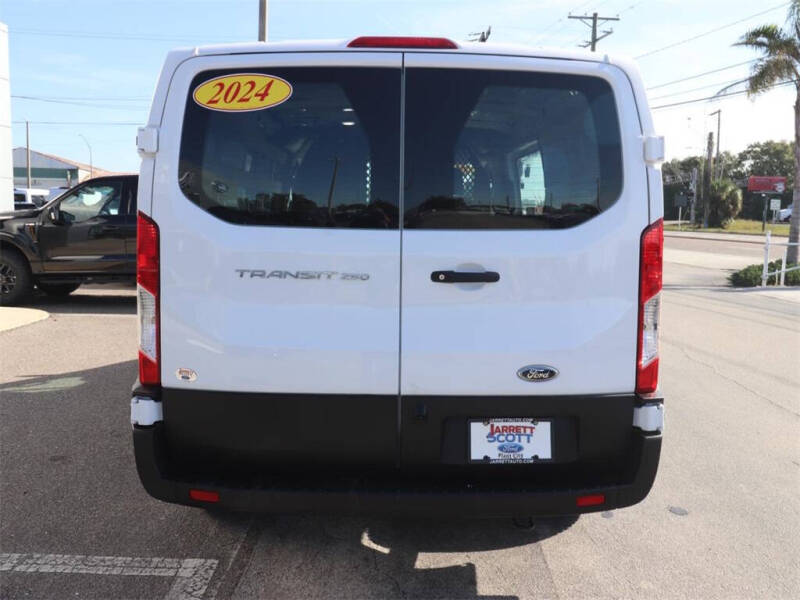 2024 Ford Transit