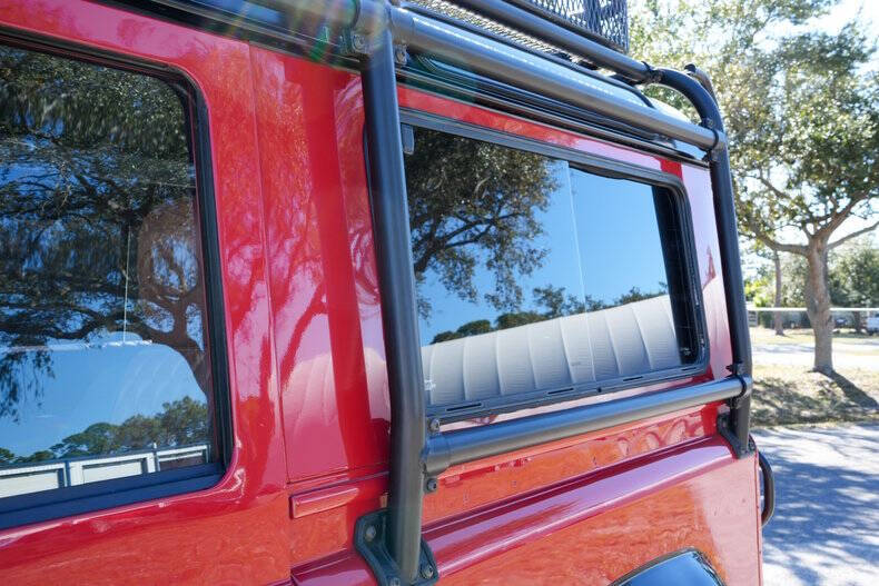 1991 Land Rover Defender