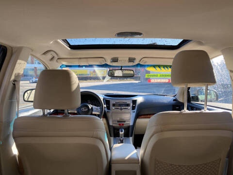 2011 Subaru Outback 2.5i Limited