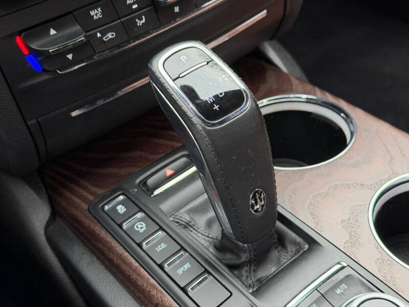 2022 Maserati Ghibli Modena Q4