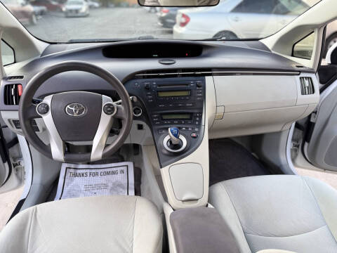 2010 Toyota Prius II