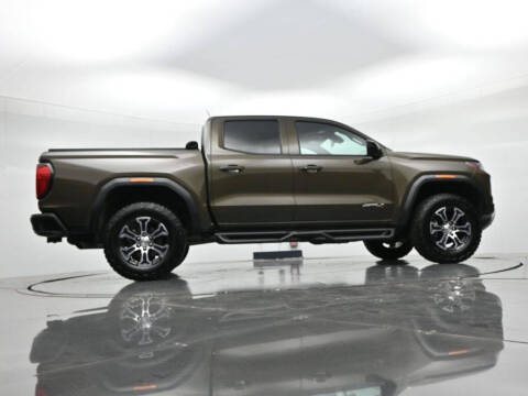 2024 GMC Canyon AT4