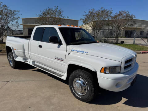 2000 Dodge Ram 3500 for sale at Diesel Of Houston in Houston TX