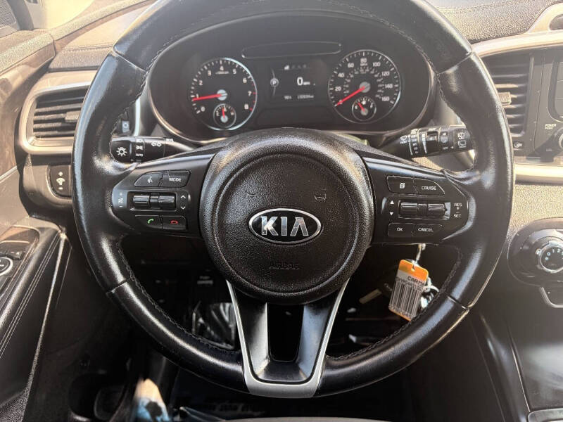 2016 Kia Sorento L