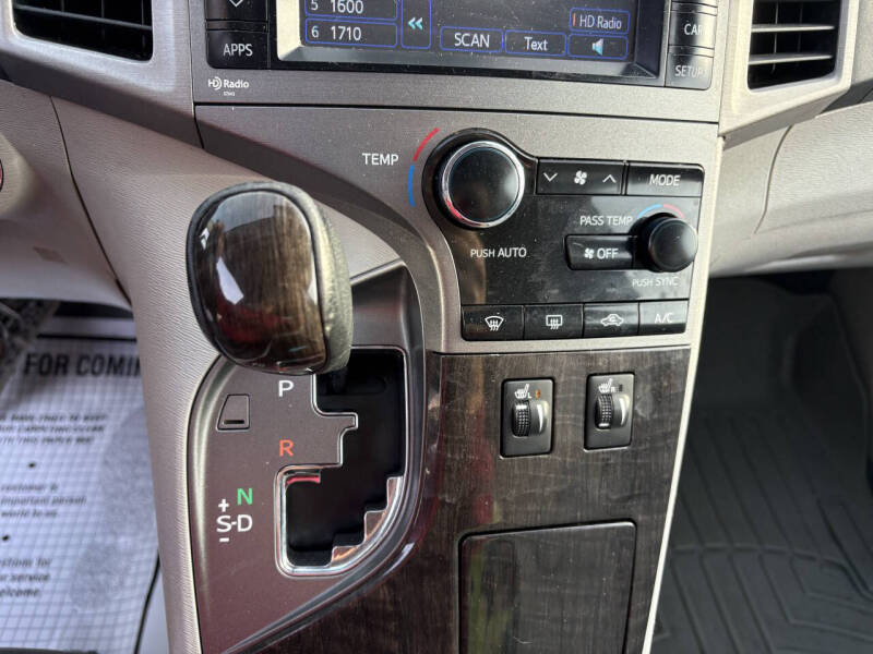 2014 Toyota Venza XLE