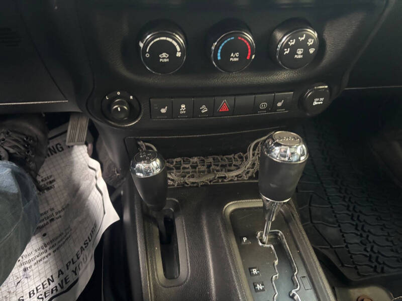 2012 Jeep Wrangler Unlimited Sahara