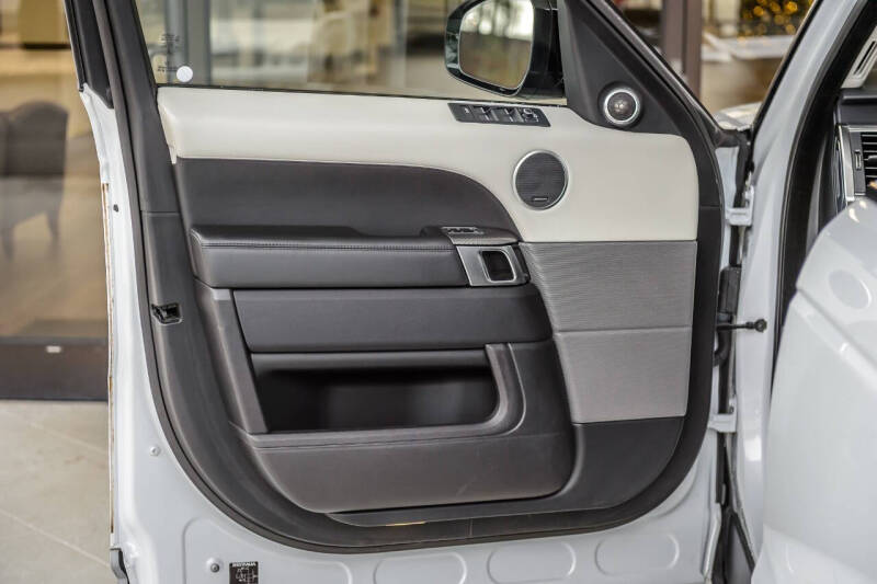 2016 Land Rover Range Rover Sport SVR