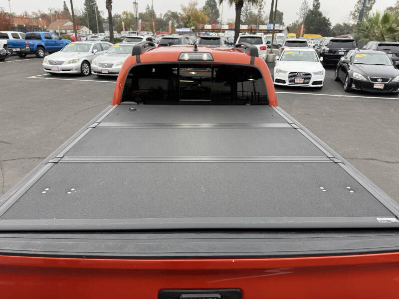 2017 Toyota Tacoma TRD Sport