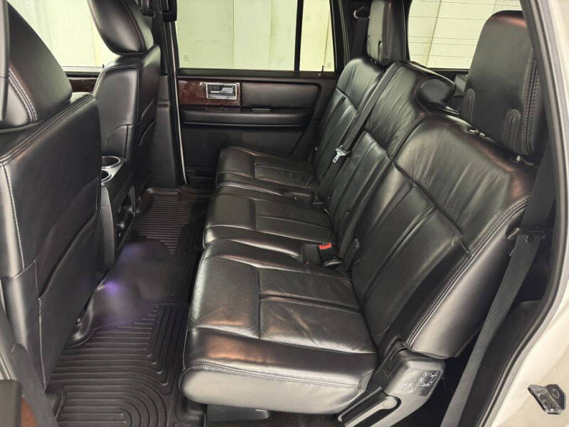 2017 Lincoln Navigator L Select